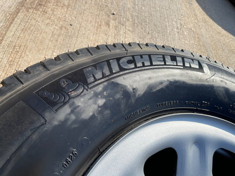 18" Chevy Silverado GMC Sierra 2500 3500 OEM 8096 wheel rim spare MICHELIN NEW Texas Truck Tire