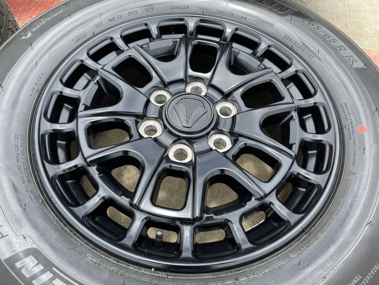 18" Toyota Tundra TSS T FORCE TRD OEM black wheels rims Sequoia 2025 2026 NEW Texas Truck Tire