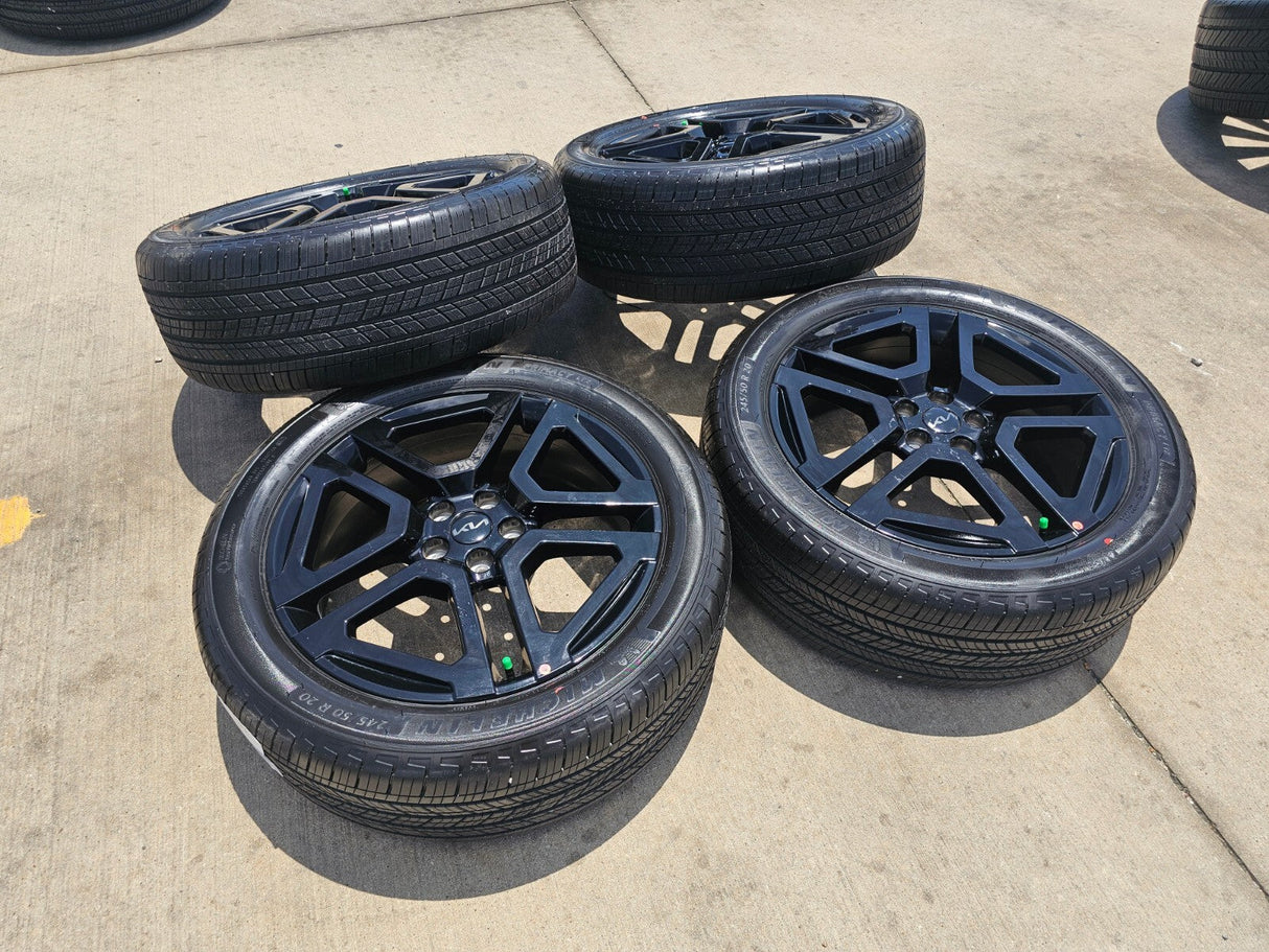 20" Kia Telluride Prestige X-PRO OEM wheels rims 74721 Sedona 2024 2025 2026 NEW Texas Truck Tire