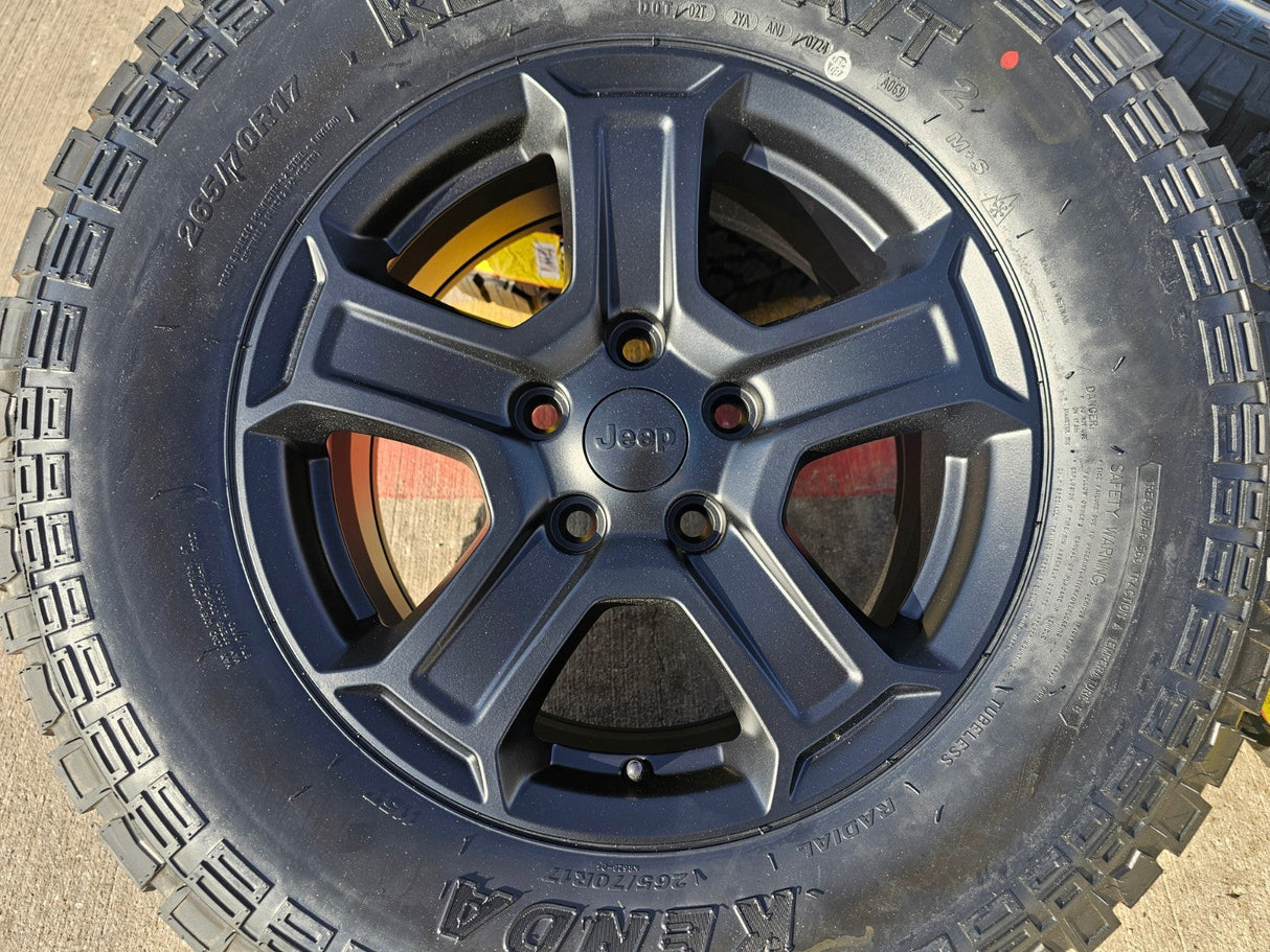 17" Jeep Wrangler Rubicon OEM wheels rims 9216 Gladiator KENDA KLEVER A/T2 NEW Texas Truck Tire
