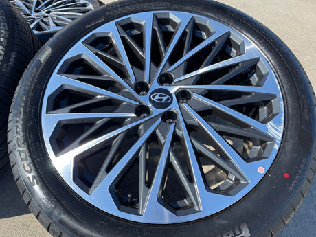 21" Hyundai Palisade Calligraphy OEM 94345 wheels rims 2025 2026 2027 PIRELLI Texas Truck Tire