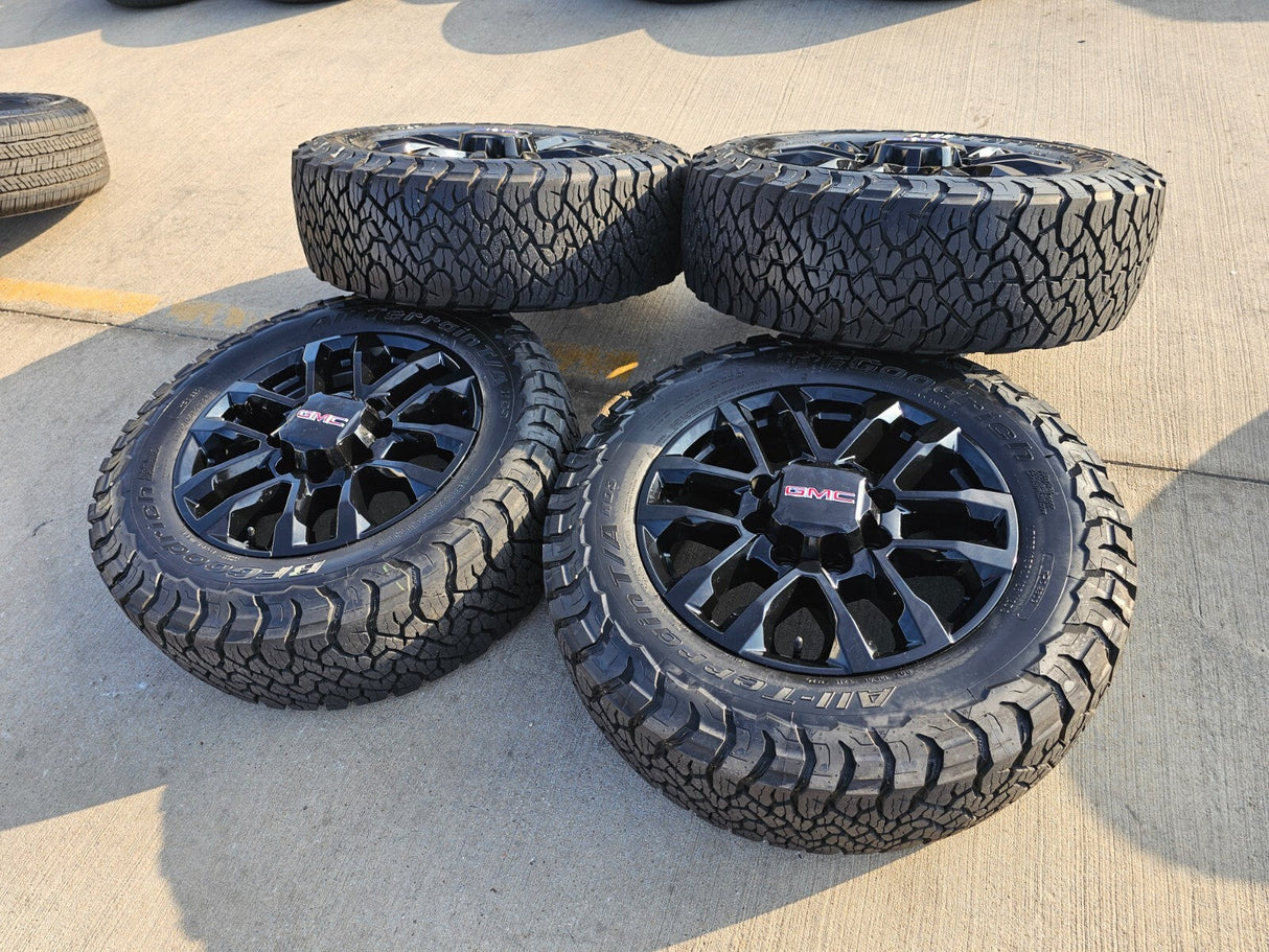 20" Chevy Silverado Trail Boss GMC AT4 2500 OEM 94030 wheels rims NEW BFG KO3 Texas Truck Tire