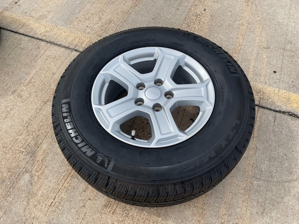 17" Jeep Wrangler Gladiator SPARE OEM 9216 wheel rim 2020 2021 2022 2023 2024 Texas Truck Tire
