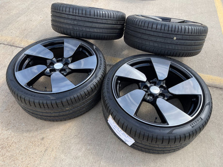 21" Lucid Air Grand Touring OEM 95618 95619 wheels rims black tires NEW Texas Truck Tire