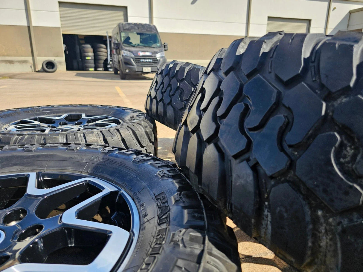 18" Ford Ranger Bronco wheels rims 95213 tires 2022 2023 2024 2025 33" Texas Truck Tire