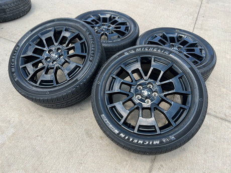 20" Kia Telluride Nightshade OEM wheels rims 71000 Sorento Sedona tires Texas Truck Tire