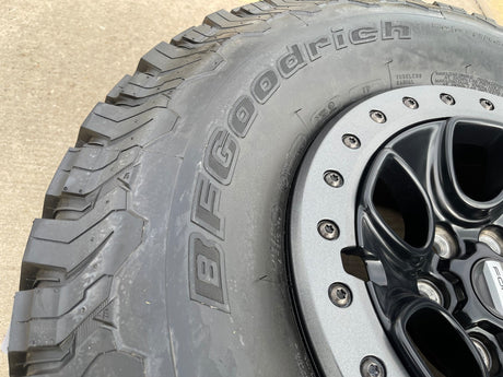 17" Ford F-150 Raptor OEM BEADLOCK rims wheels 10459 95210 BFG KO2 35" tires NEW Texas Truck Tire