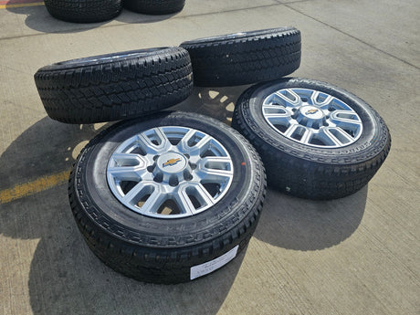 20" GMC Sierra AT4 2500 3500 OEM wheels rims 5950 Silverado BRIDGESTONE DUELER Texas Truck Tire