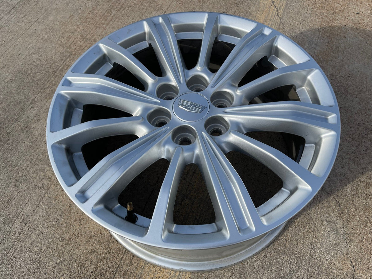 18" Cadillac XT6 XT5 SRX OEM wheel rim spare Blazer Acadia 4799 4798 Texas Truck Tire