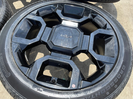 20" Kia Sorento X-PRO OEM wheels rims tires Telluride Sedona 2024 2025 2026 NEW Texas Truck Tire