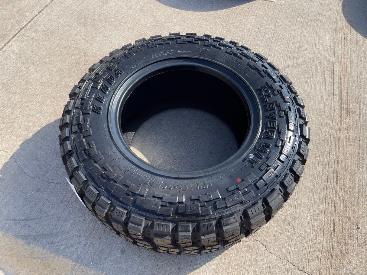 285/70/17 Kenda Kenda Klever M/T2 125 / R 10 PLY Load Range E tire NEW Texas Truck Tire