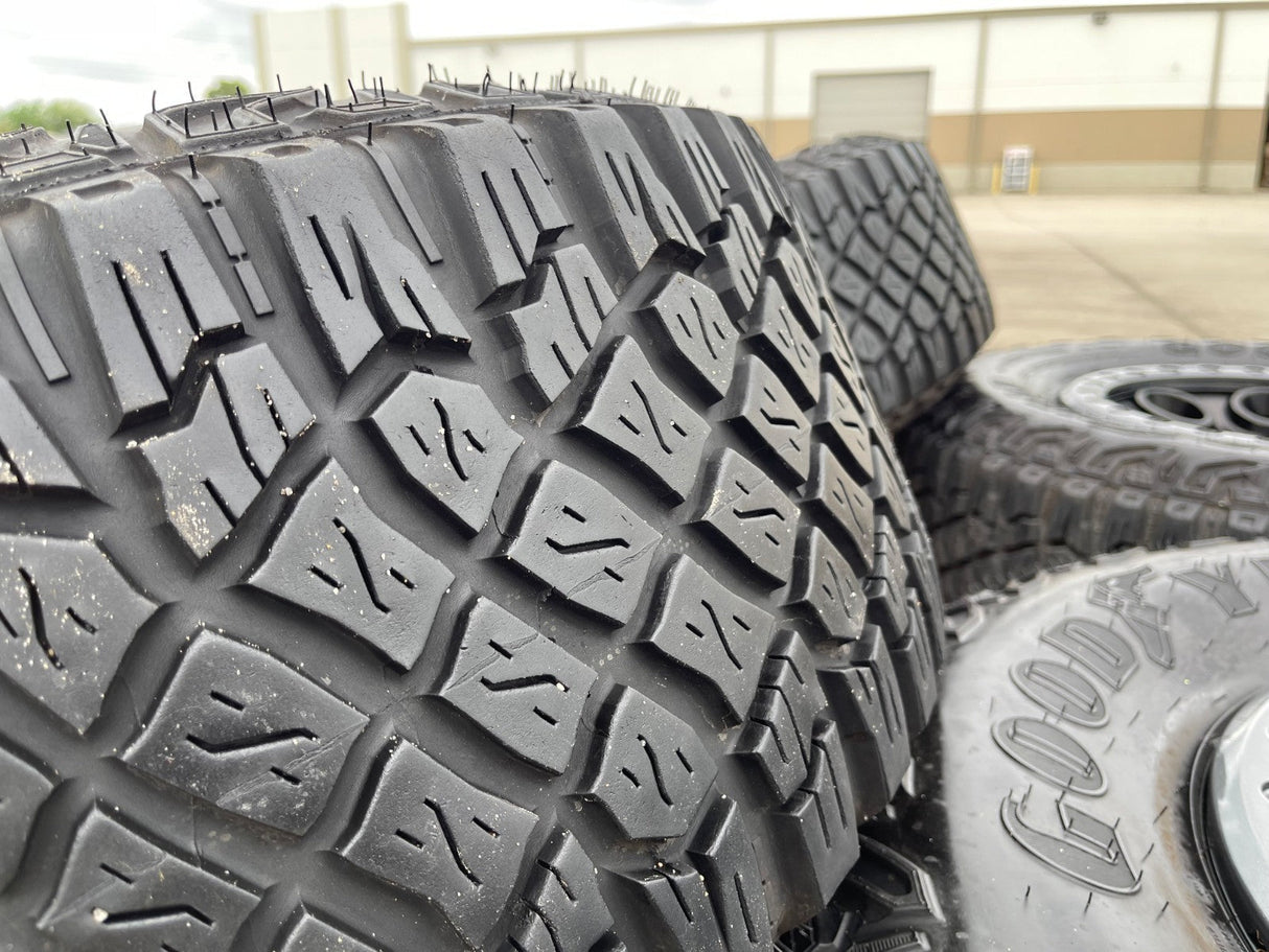 17" Ford F-150 Raptor OEM BEADLOCK 10612 rims wheels 2024 2025 2026 GOODYEAR 35" Texas Truck Tire