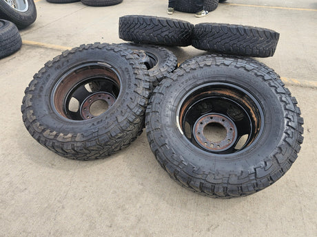 17" Dodge Ram 3500 Dually Laramie 8x200 wheels rims 2703 2704 OEM TOYO M/T 33" Texas Truck Tire