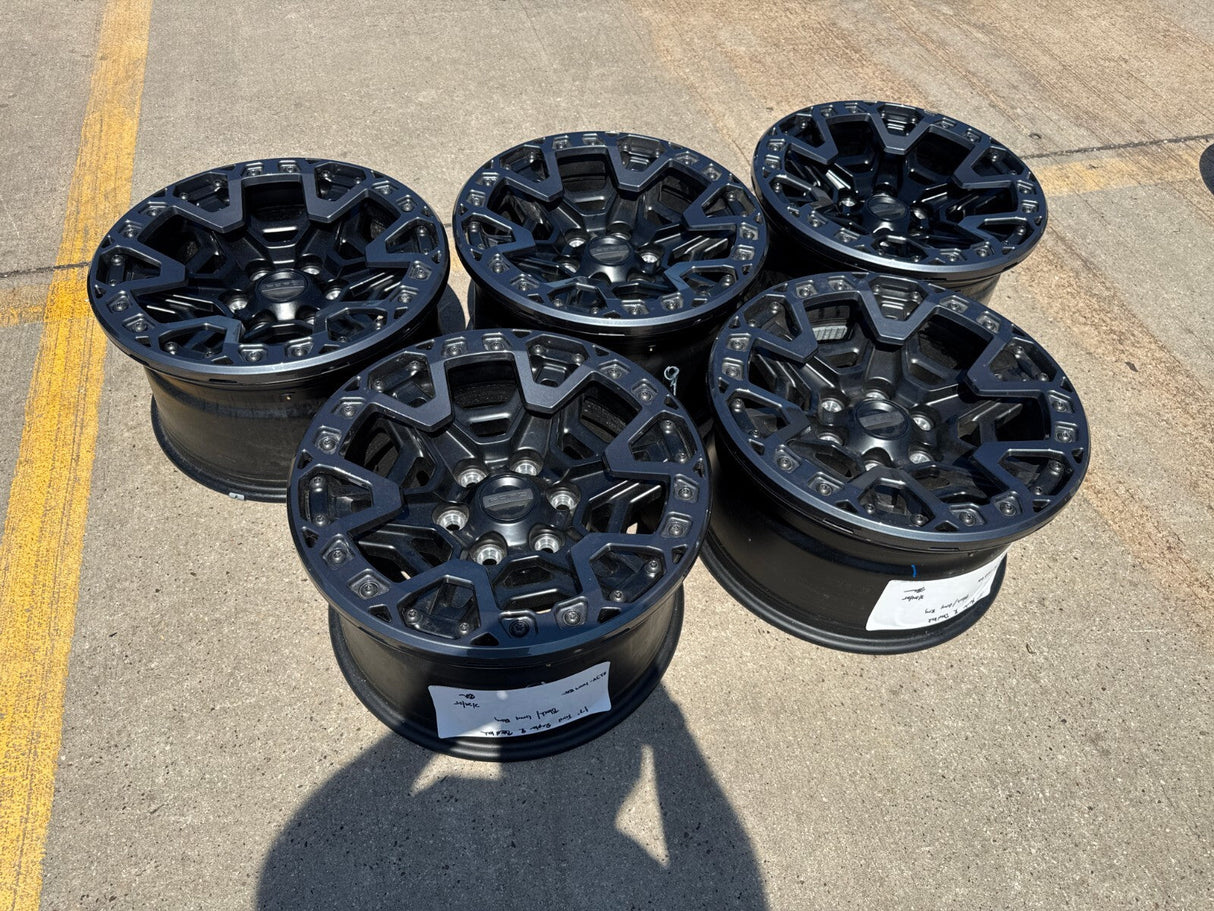 17" Ford F-150 Raptor R OEM BEADLOCK rims wheels 2024 2025 2026 2027 NEW Texas Truck Tire