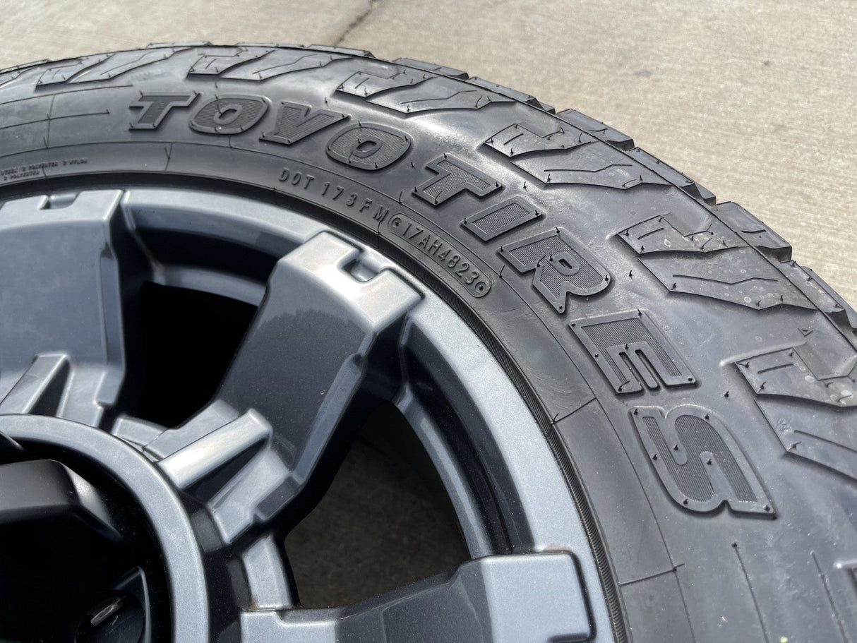 20" Ford F-250 F-350 OEM 10296 10485 Lariat wheels rims 2023 2024 2025 2026 TOYO Texas Truck Tire