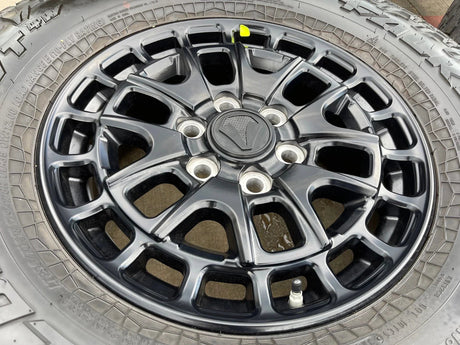18" Toyota Tundra TSS T FORCE TRD OEM black wheels rims Sequoia 2025 NEW 35" Texas Truck Tire