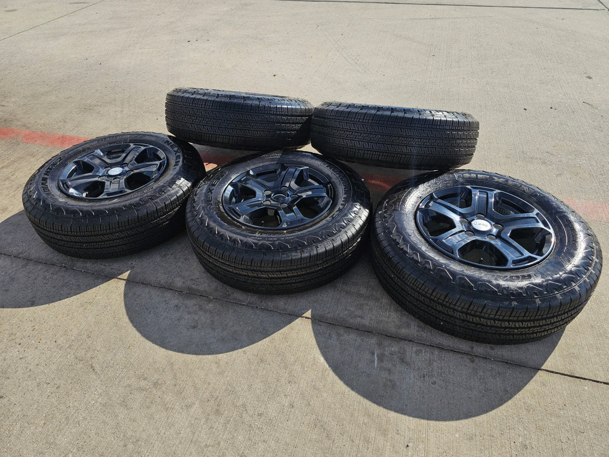 17" Jeep Wrangler Rubicon OEM wheels rims 9216 Gladiator tires NEXEN NEW Texas Truck Tire