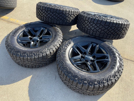 18" Chevy Silverado Tahoe ZR2 black OEM 5911 wheels rims 2024 2025 2026 NEW Texas Truck Tire