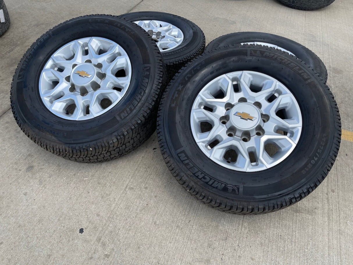 18" Chevy Silverado 2500 3500 OEM 5959 wheels rims MICHELIN LTX A/T2 Texas Truck Tire
