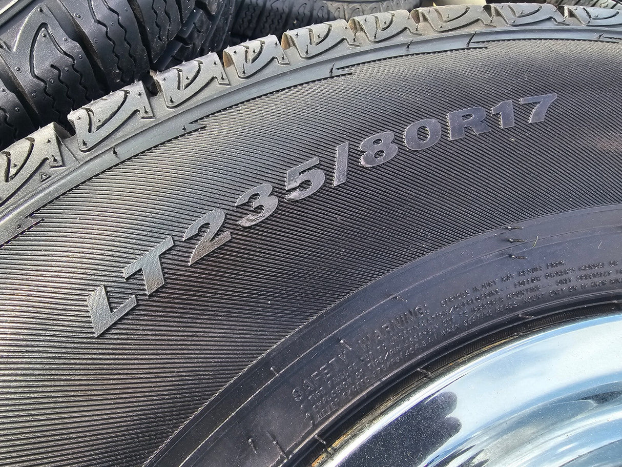 17" Dodge Ram 3500 Dually Laramie 8x200 wheels rims 2703 2704 OEM 2024 2025 NEW Texas Truck Tire