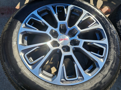 22" GMC Yukon Sierra DENALI OEM wheels rims Tahoe tires 2024 2025 2026 NEW Texas Truck Tire