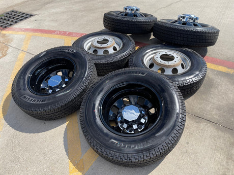 18" GMC Sierra 3500 DENALI Dually rims wheels OEM 8x210 2025 2026 MICHELIN NEW Texas Truck Tire