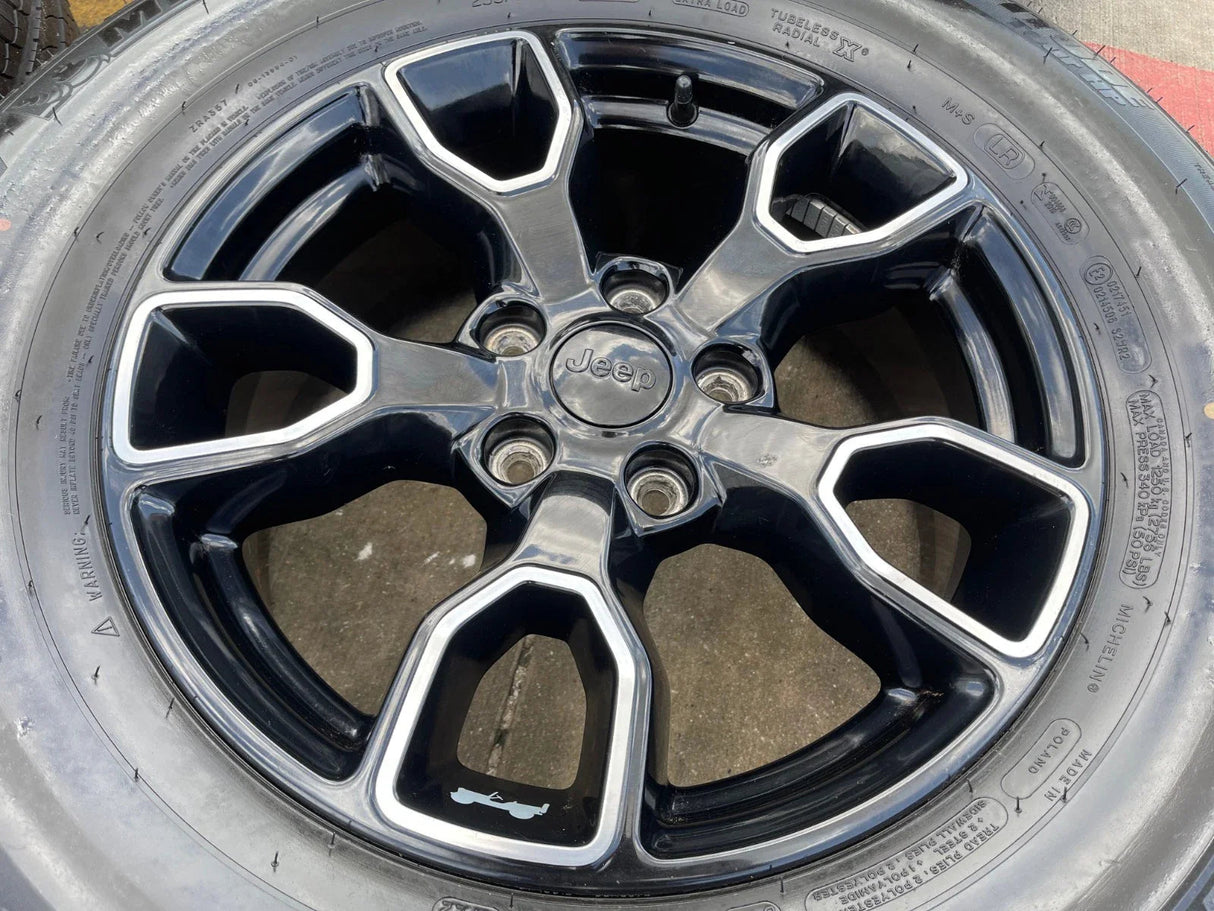 18" Jeep Wrangler SMOKY MOUNTAIN Black OEM 9198 wheels rims tires MICHELIN NEW Texas Truck Tire