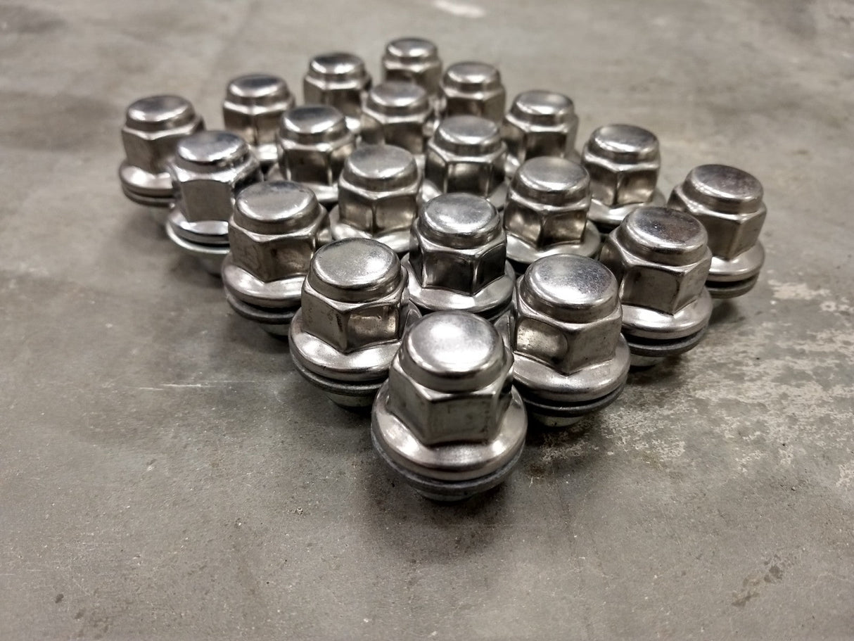 (20) 12x1.5 OEM Toyota Camry lug nuts polished Avalon Corolla Rav-4 Lexus RX350 Texas Truck Tire