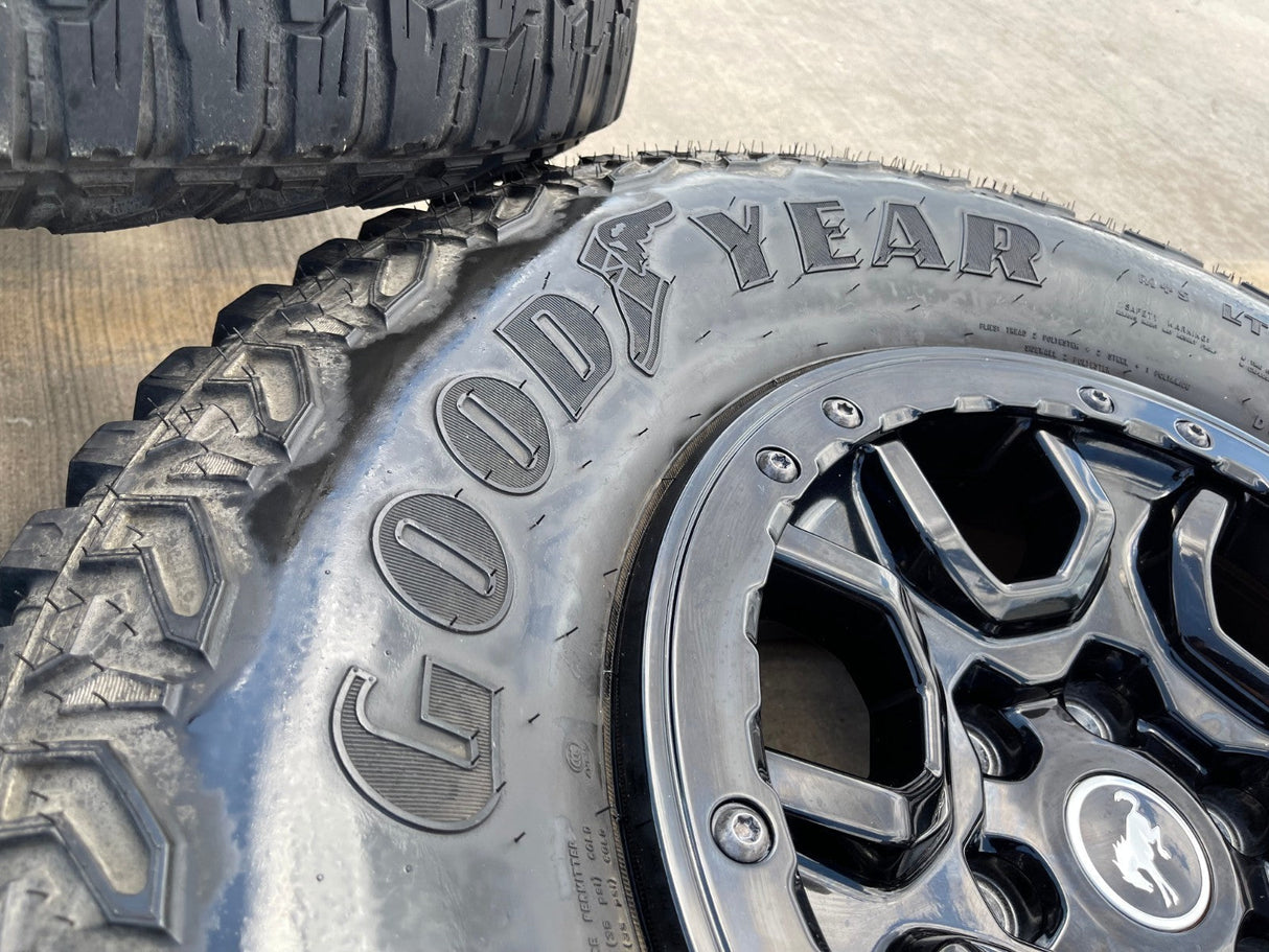 17" Ford Bronco SASQUATCH wheels rims BEADLOCK 10388 Ranger Texas Truck Tire