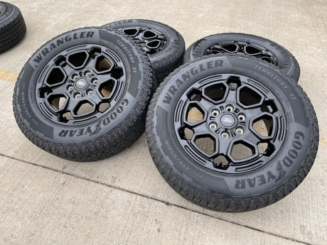 18" Ford Ranger OEM wheels rims tires Bronco black 2023 2024 2025 2026 NEW Texas Truck Tire