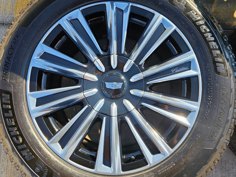 22" Cadillac Escalade IQ PLATINUM EV OEM wheels rims 2500 Hummer 2025 2026 NEW Texas Truck Tire