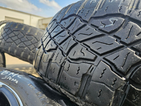 20" GMC Sierra Yukon AT4X Silverado OEM 5914 wheels rims TERRITORY M/T Texas Truck Tire
