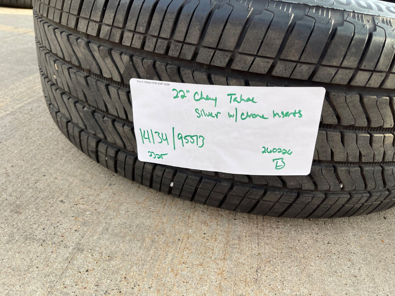 22" GMC Yukon Chevy Tahoe Escalade OEM 95513 14134 wheels rims BRIDGESTONE NEW Texas Truck Tire