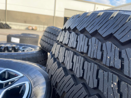 20" Ford F-250 F-350 OEM Lariat Platinum wheels rims 10486 tires 2025 2026 NEW Texas Truck Tire