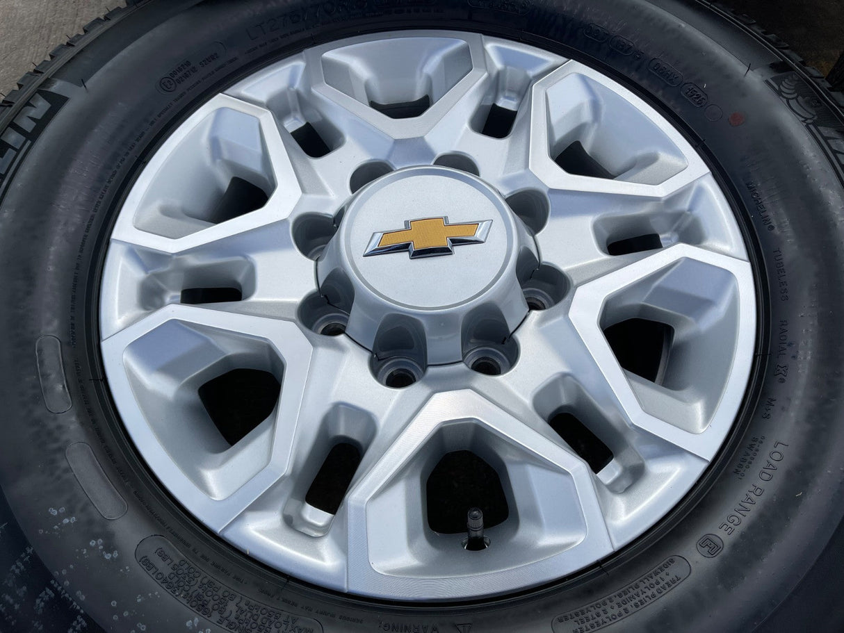 18" Chevy Silverado 2500 3500 OEM 5959 wheels rims MICHELIN LTX A/T2 NEW Texas Truck Tire