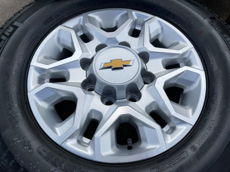 18" Chevy Silverado 2500 3500 OEM 5959 wheels rims MICHELIN LTX A/T2 NEW Texas Truck Tire