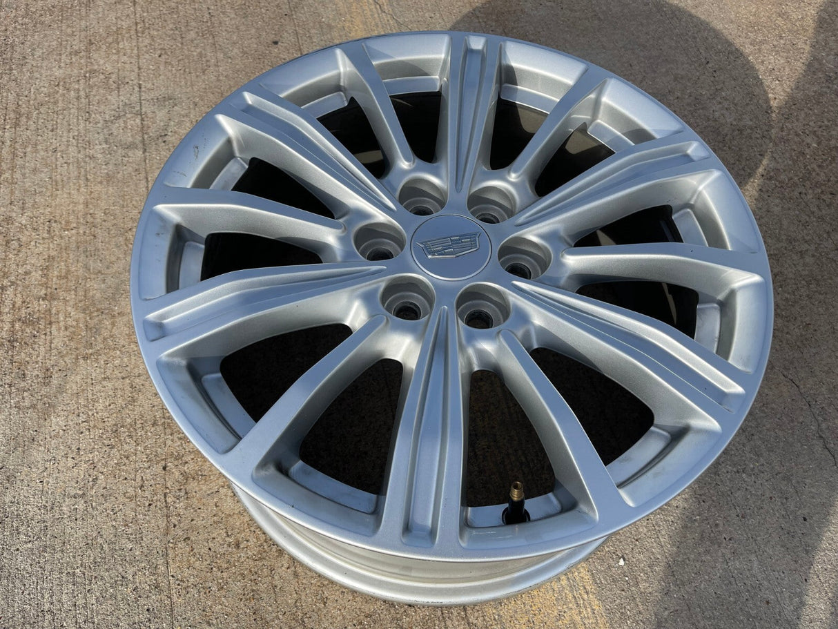 18" Cadillac XT6 XT5 SRX OEM wheel rim spare Blazer Acadia 4799 4798 Texas Truck Tire