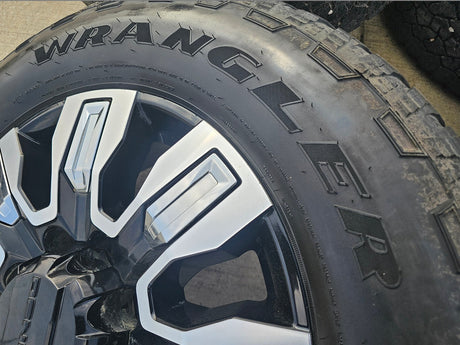 20" GMC Sierra DENALI ULTIMATE 2500 3500 OEM wheels rims 5958 14138 Chevy Texas Truck Tire