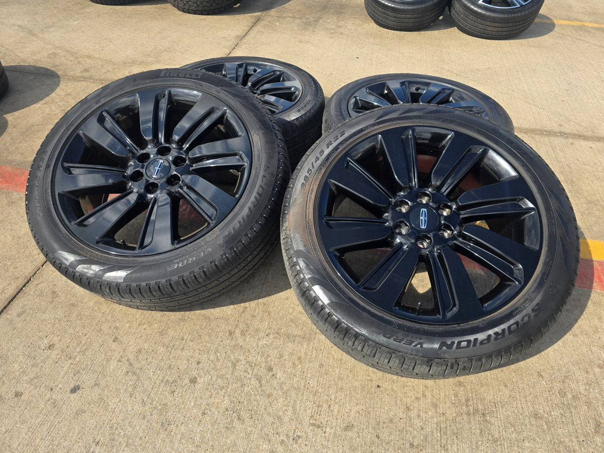 22" Lincoln Navigator OEM rims wheels Black Label 95384 10496 tires PIRELLI NEW Texas Truck Tire