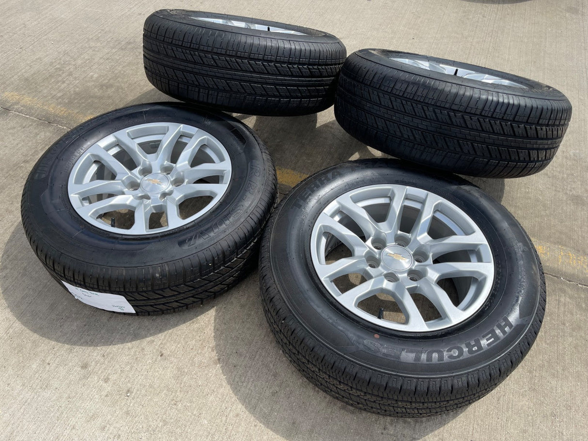 18" Chevy Silverado Suburban Tahoe OEM 5912 wheels rims GMC Yukon Sierra IRONMAN Texas Truck Tire