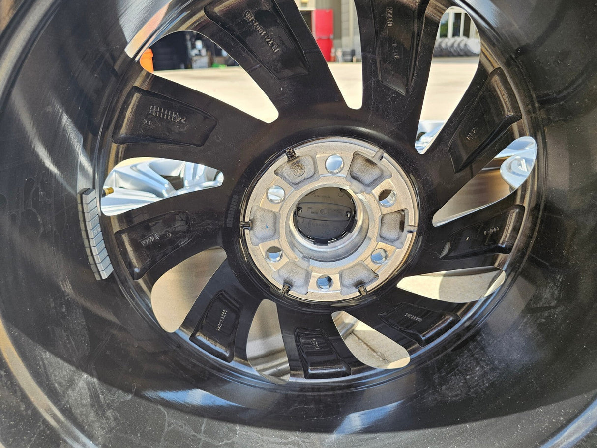 22" Lincoln Navigator OEM 10497 rims wheels Reserve 2022 2023 2024 2025 2026 Texas Truck Tire