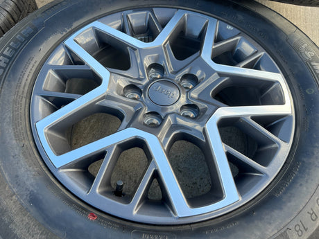18" Jeep Grand Cherokee OEM wheels rims 9331 Wrangler Gladiator NEW MICHELIN Texas Truck Tire