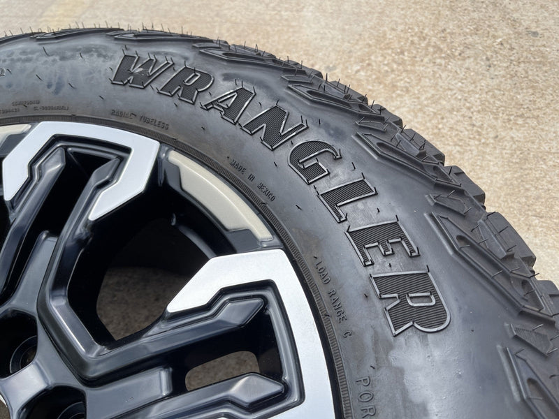 18" Chevy Silverado ZR2 Tahoe TRAIL BOSS Sierra OEM 95415 wheel rim GOODYEAR Texas Truck Tire