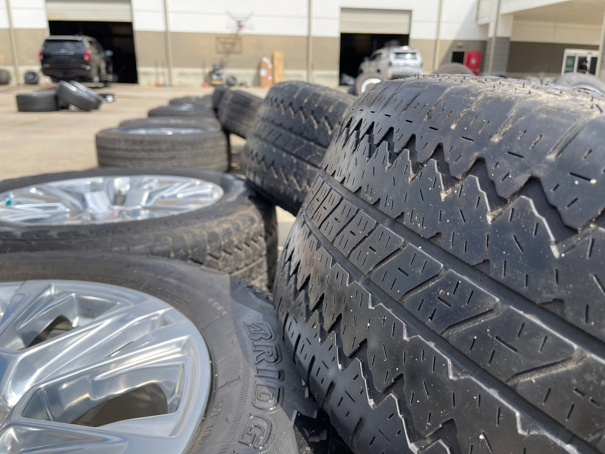 20" GMC Sierra Yukon Denali OEM 5917 wheels rims Chevy 2021 2022 2023 2025 2026 Texas Truck Tire