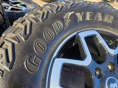 18" Ford Bronco wheels rims tires black 95213 Ranger GOODYEAR 35" Texas Truck Tire