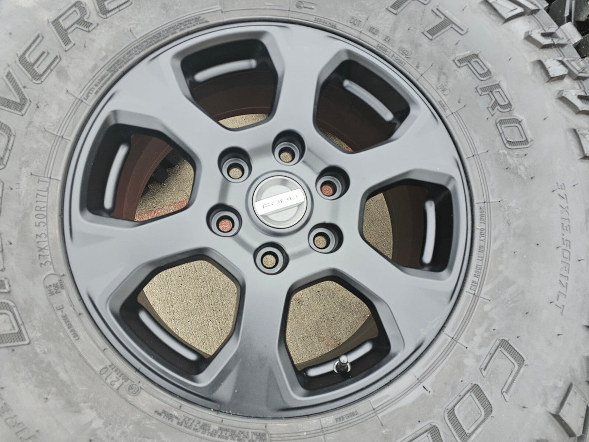 17" Ford Bronco SASQUACH wheels rims 10384 OEM Ranger COOPER STT PRO 37" Texas Truck Tire