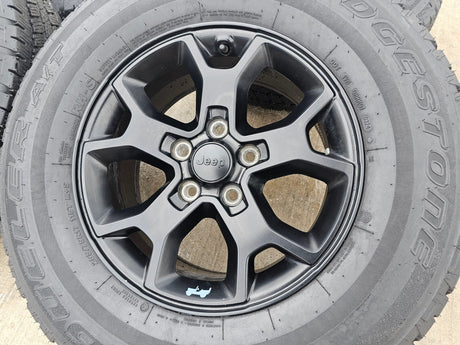 17" Jeep Wrangler Rubicon OEM 9218 wheels rims Gladiator tires DUELER A/T Texas Truck Tire