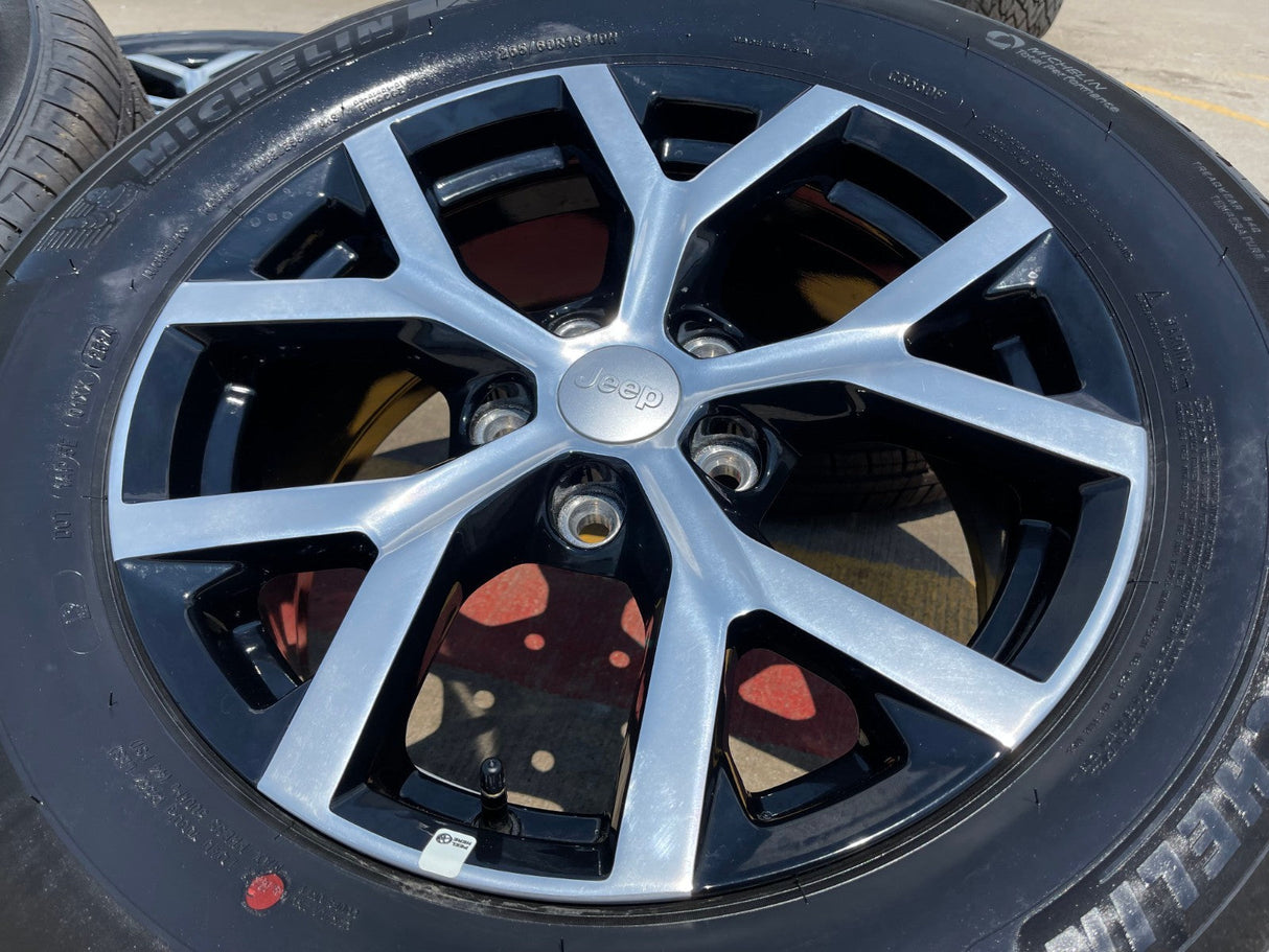 18" Jeep Grand Cherokee L OEM wheels rims 9285 95198 Durango 2025 MICHELIN NEW Texas Truck Tire