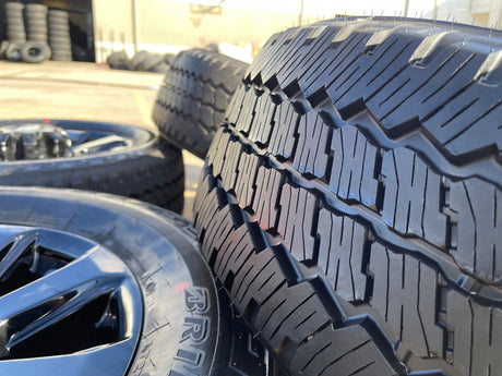 20" Ford F-250 F-350 Platinum OEM rims wheels 10103 tires BRIDGESTONE A/T NEW Texas Truck Tire