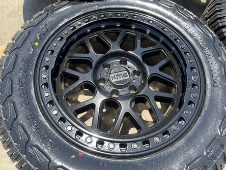 20x9 20" KMC KM549 Ford Expedition F-150 6x135 wheels rims tires 33" NEW Texas Truck Tire